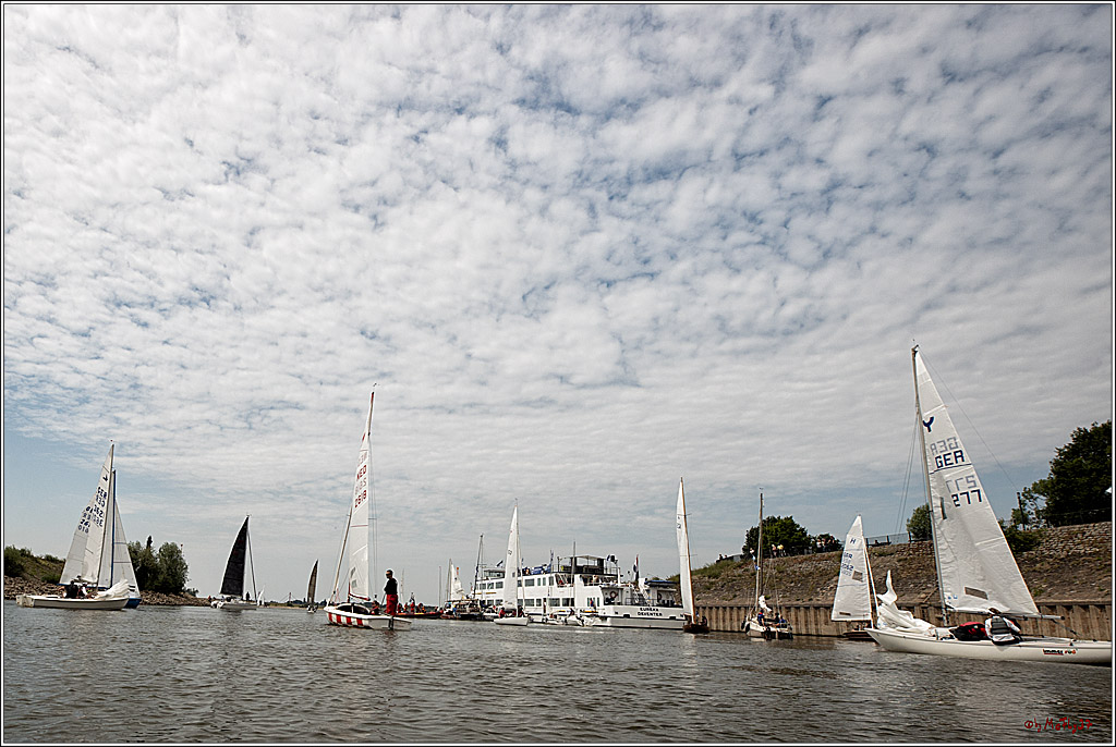 100 Jahre Rheinwoche 2022 - 4. Wettfahrt Duisburg - Wesel, 04.06.2022,
